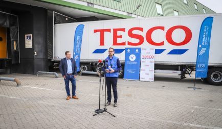Szintet lépett a Tesco és az Ökumenikus Segélyszervezet partnersége