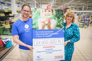 21 millió forinttal támogatja a Tesco a rászoruló hazai gyermekeket
