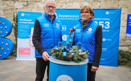 Meggyújtottuk az első adventi gyertyát