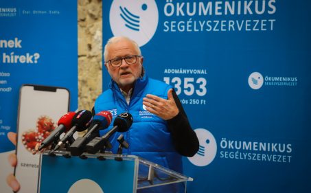 Meggyújtottuk az első adventi gyertyát