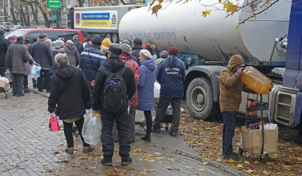 Az elsők között vitt sürgősségi segélyt a felszabadított Herszonba az Ökumenikus Segélyszervezet