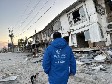 Fokozzunk erőfeszítéseinket Törökországban és Szíriában