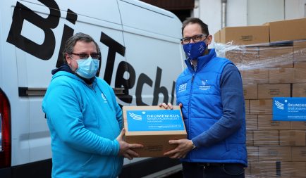 A BioTechUSA hétmillió forint értékben adományoz vitamint a Segélyszervezetnek
