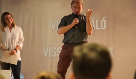 Rendkívüli tanóra az iraki segélyprogramról