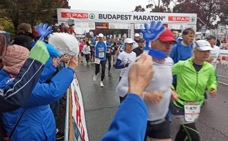 Ökumenikus Váltó a SPAR Budapest Maratonon